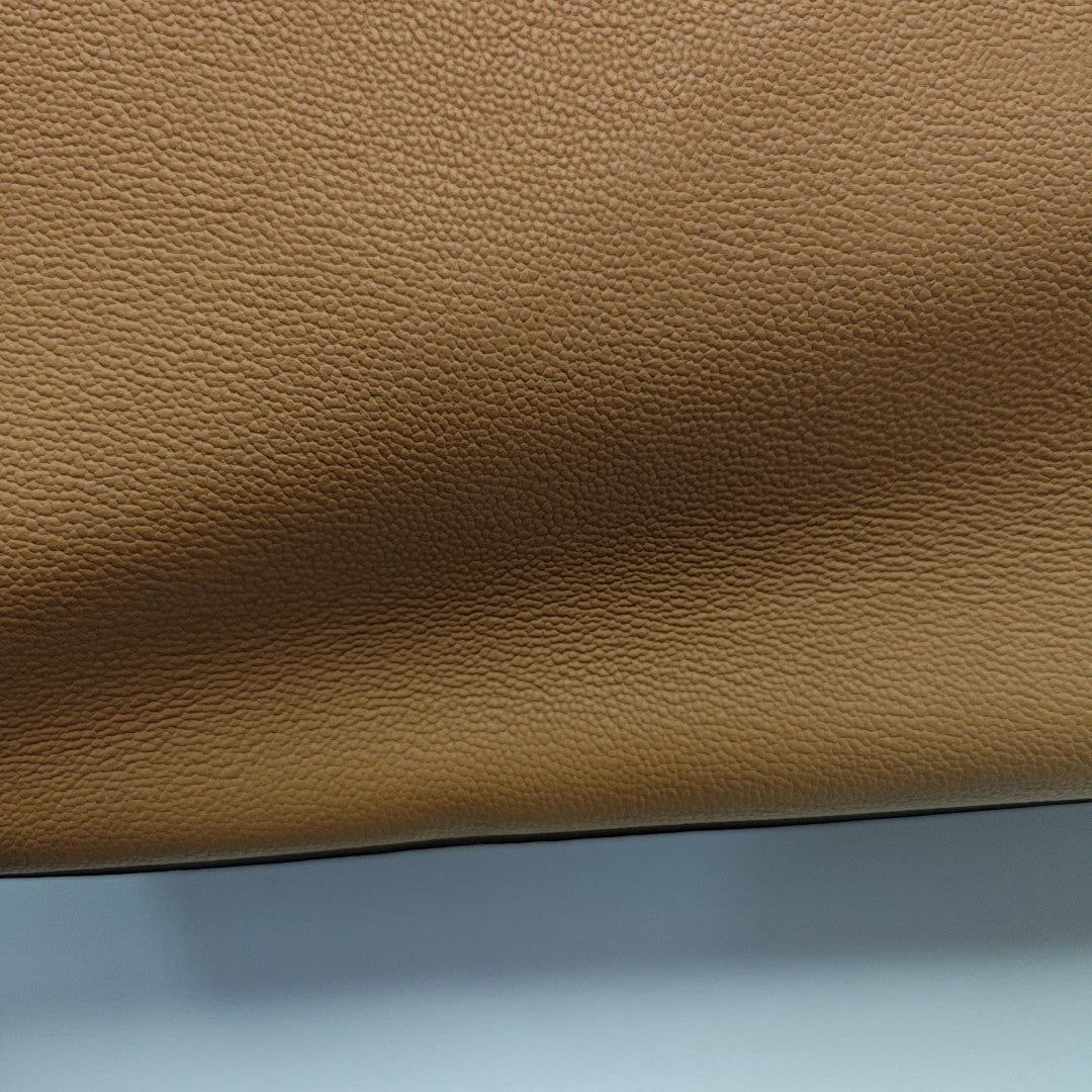 Brillant Medium Calfskin Brown