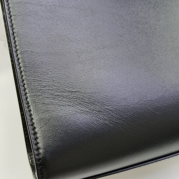 MANHATTAN Medium Calfskin Black