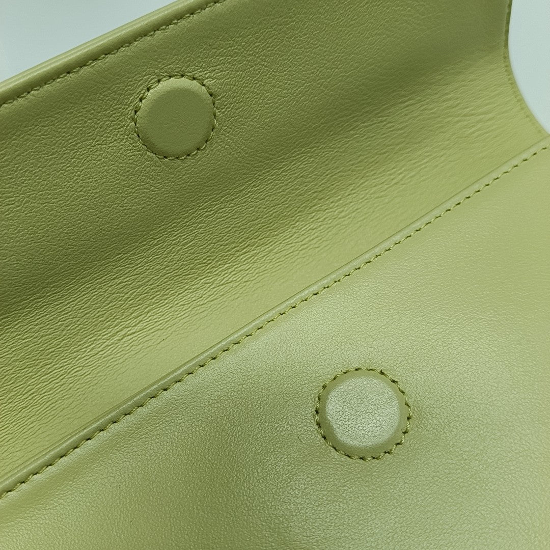 TRIANGLE Calfskin Yellow