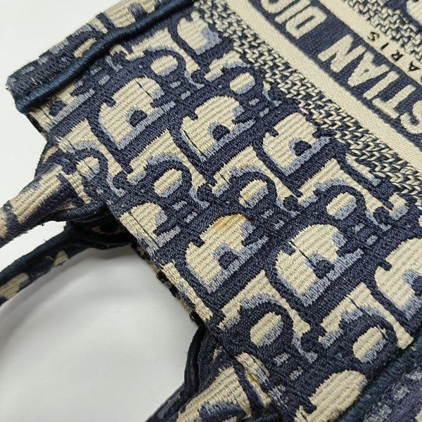Book Tote Oblique Fabric Beige
