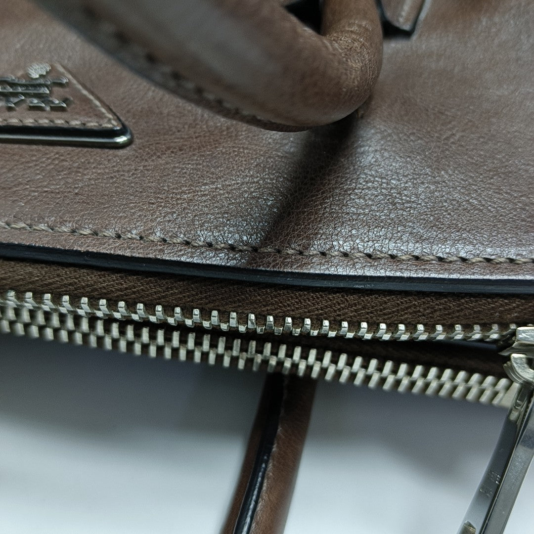 Glace Calf Calfskin Brown