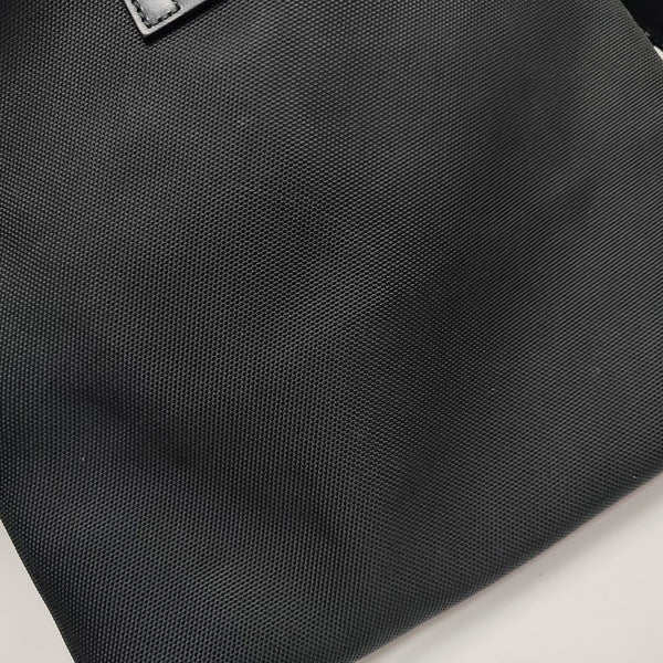 Canvas Black