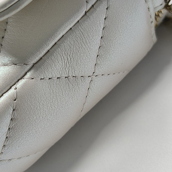 CLASSIC FLAP Mini Quilted Calfskin Metallic