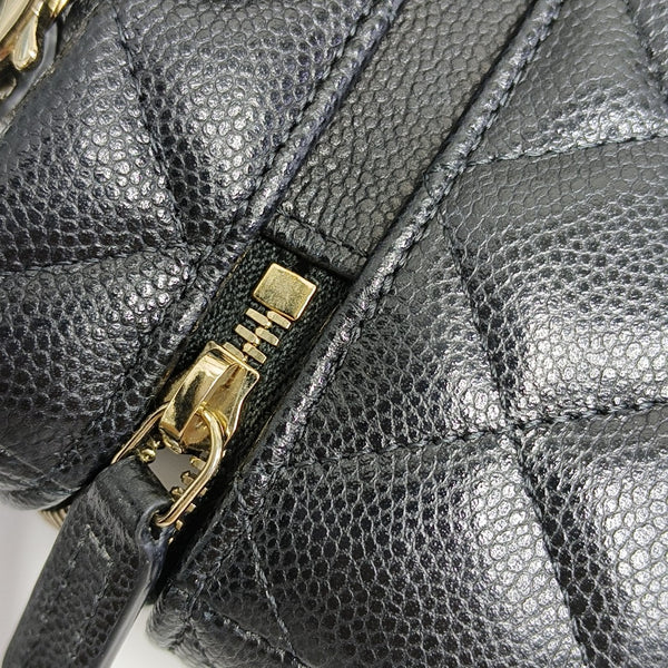 Quilted Grained Calfskin Shoulder Bag Black