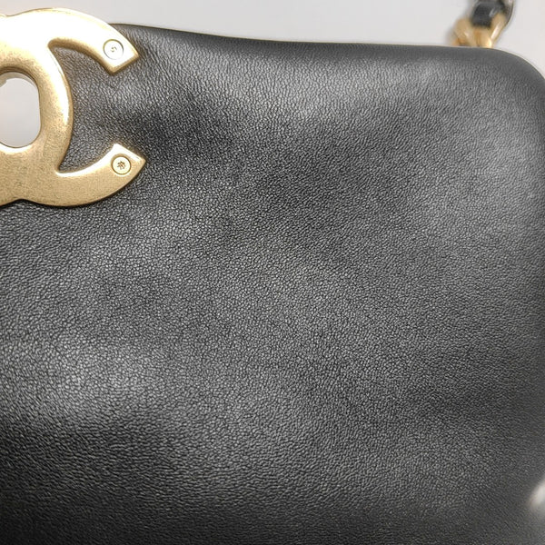 CHANEL 19 Small Quilted Lambskin Black