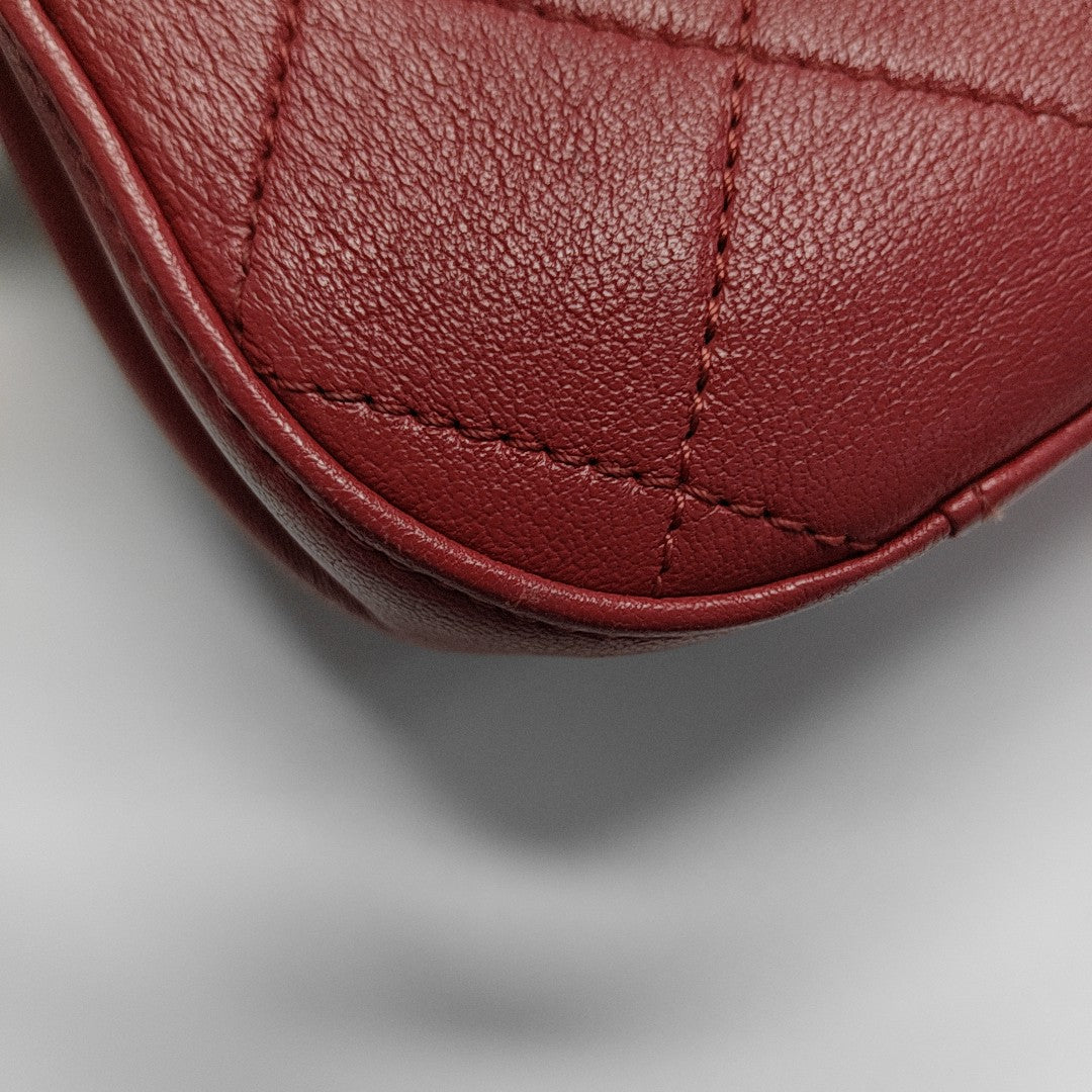 CHAIN INFINITY TOP HANDLE Medium Quilted Lambskin Red