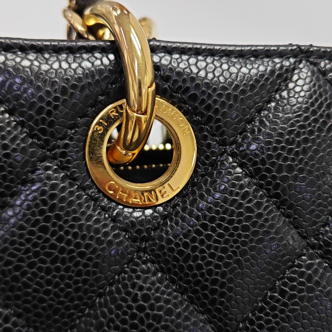 CHANEL GST Large Quilted Grained Calfskin Black