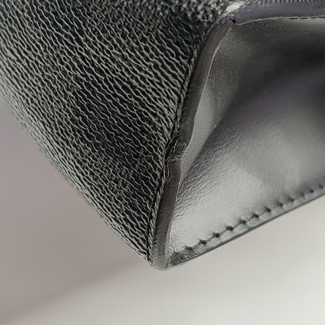 Pochette Voyag MM Damier Graphite Coated Canvas Gray