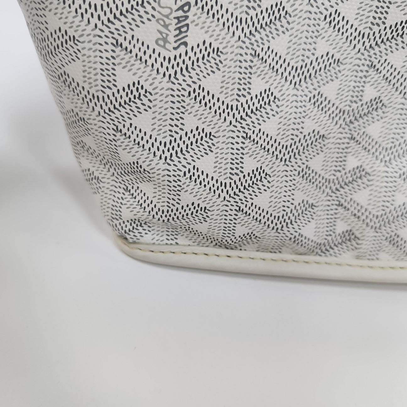 Anjou Mini Coated Canvas White