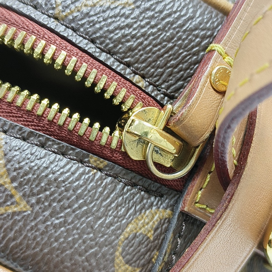 BOITE CHAPEAU PM Monogram Coated Canvas Brown