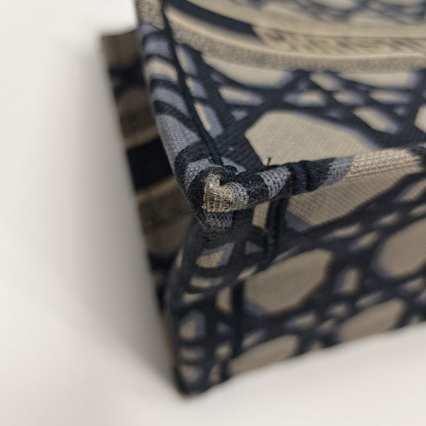 Book Tote Medium Canvas Blue