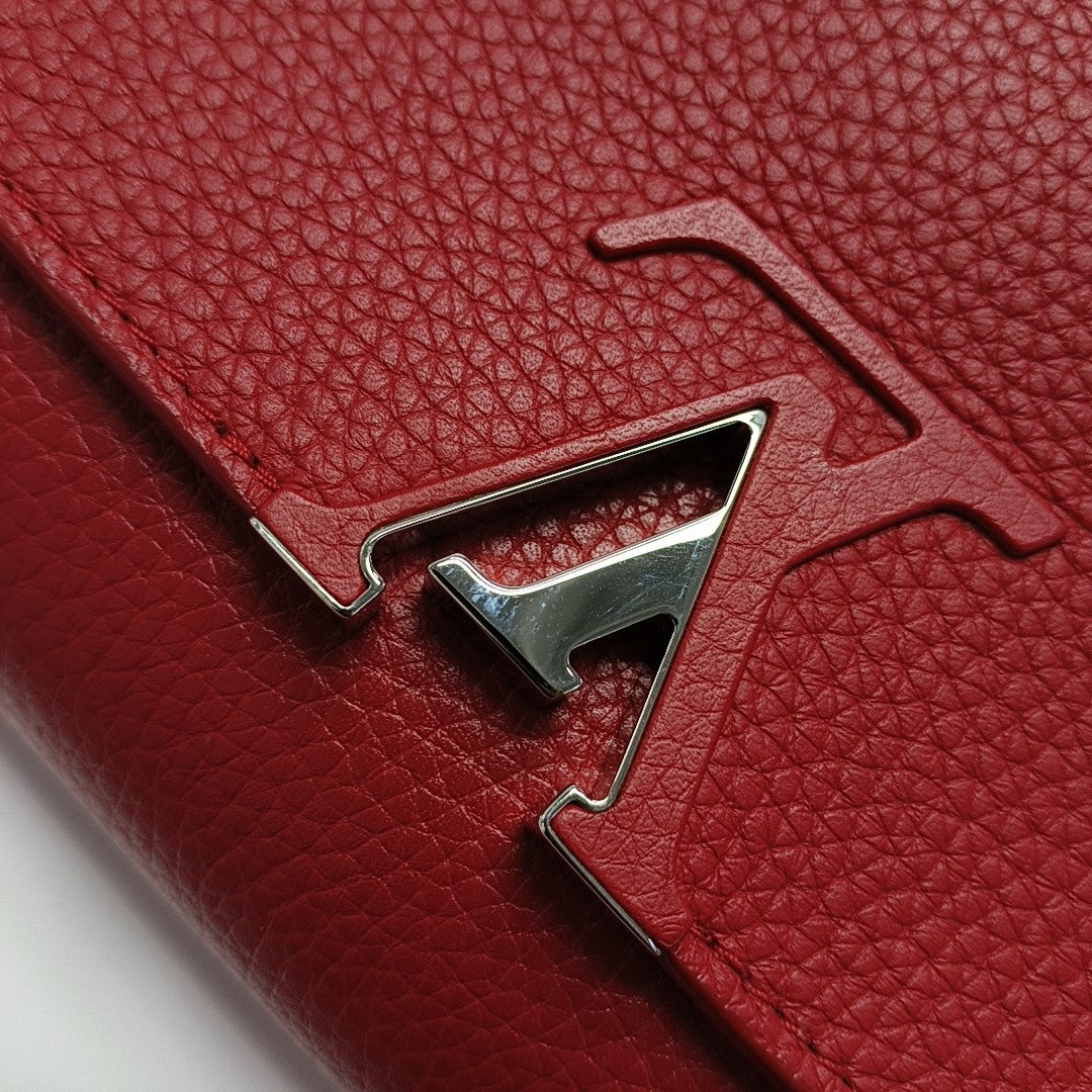 CAPUCINES MM Calfskin Red