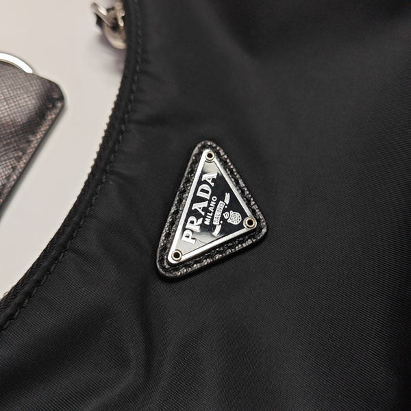 Re-Edition2000 Nylon Black