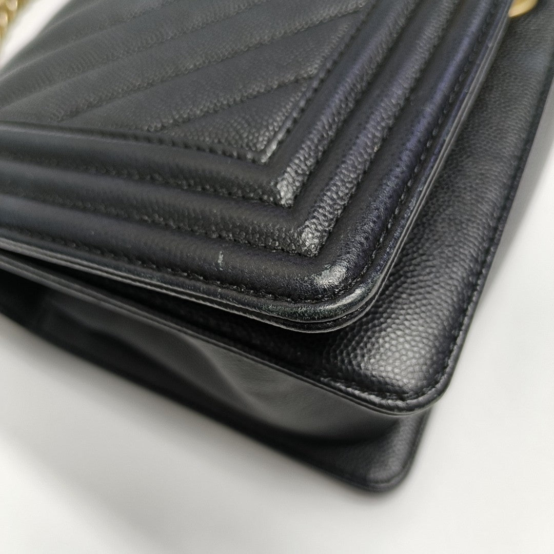 BOY CHANEL Medium Chevron Grained Calfskin Black