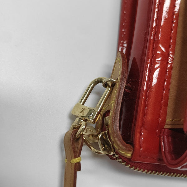 MOTT Patent Leather Red