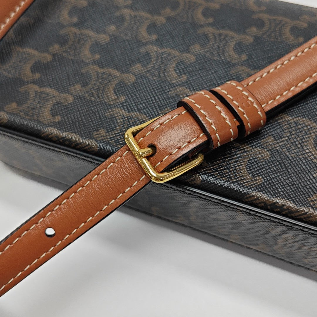 TRIOMPHE Small Coated Canvas Brown