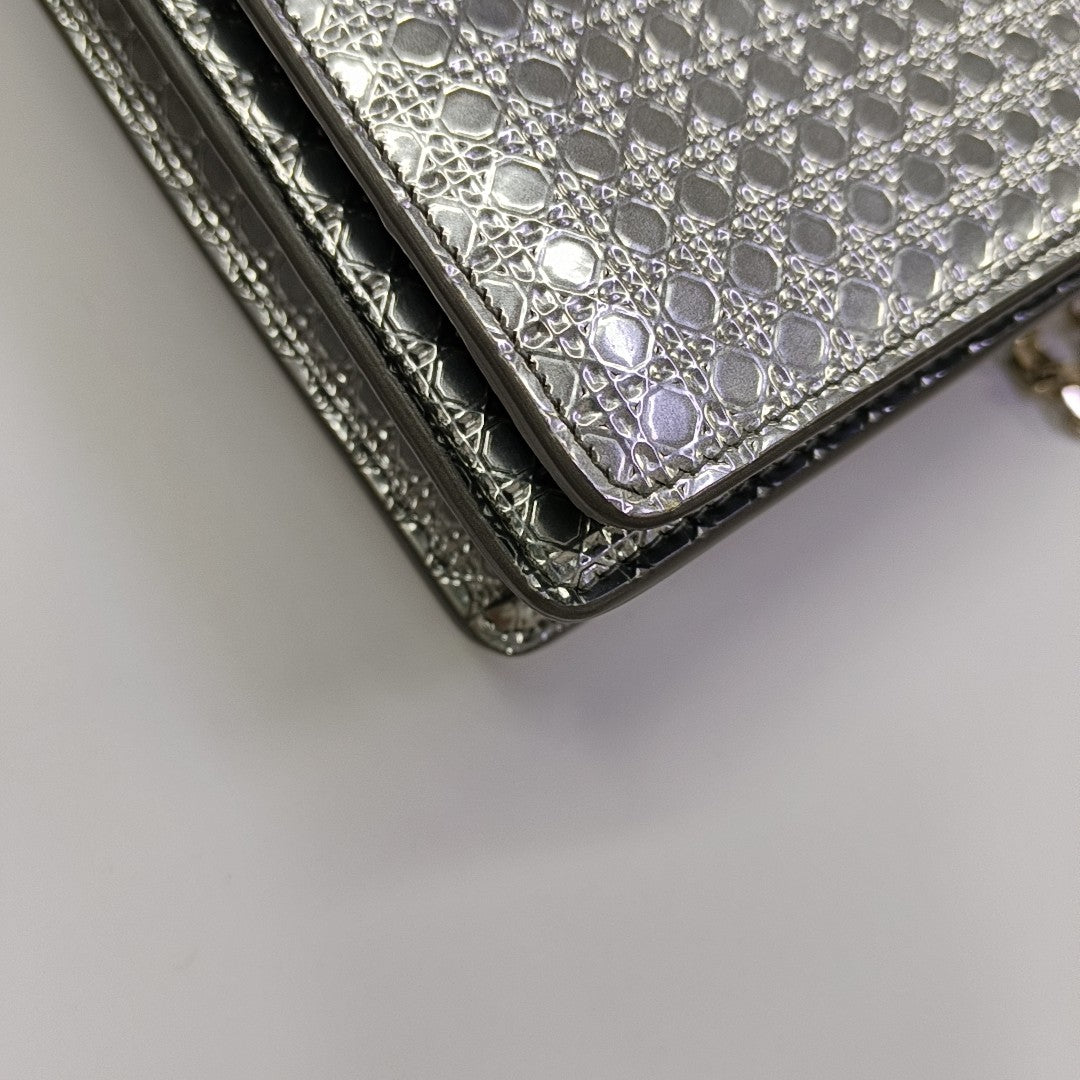 30 Montaigne Mini Cannage Calfskin Silver