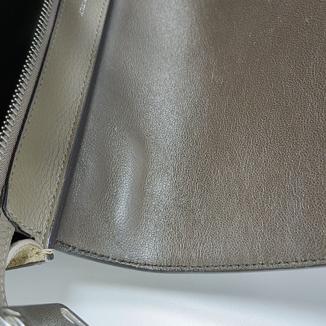 TRAPEZE Small Calfskin Gray