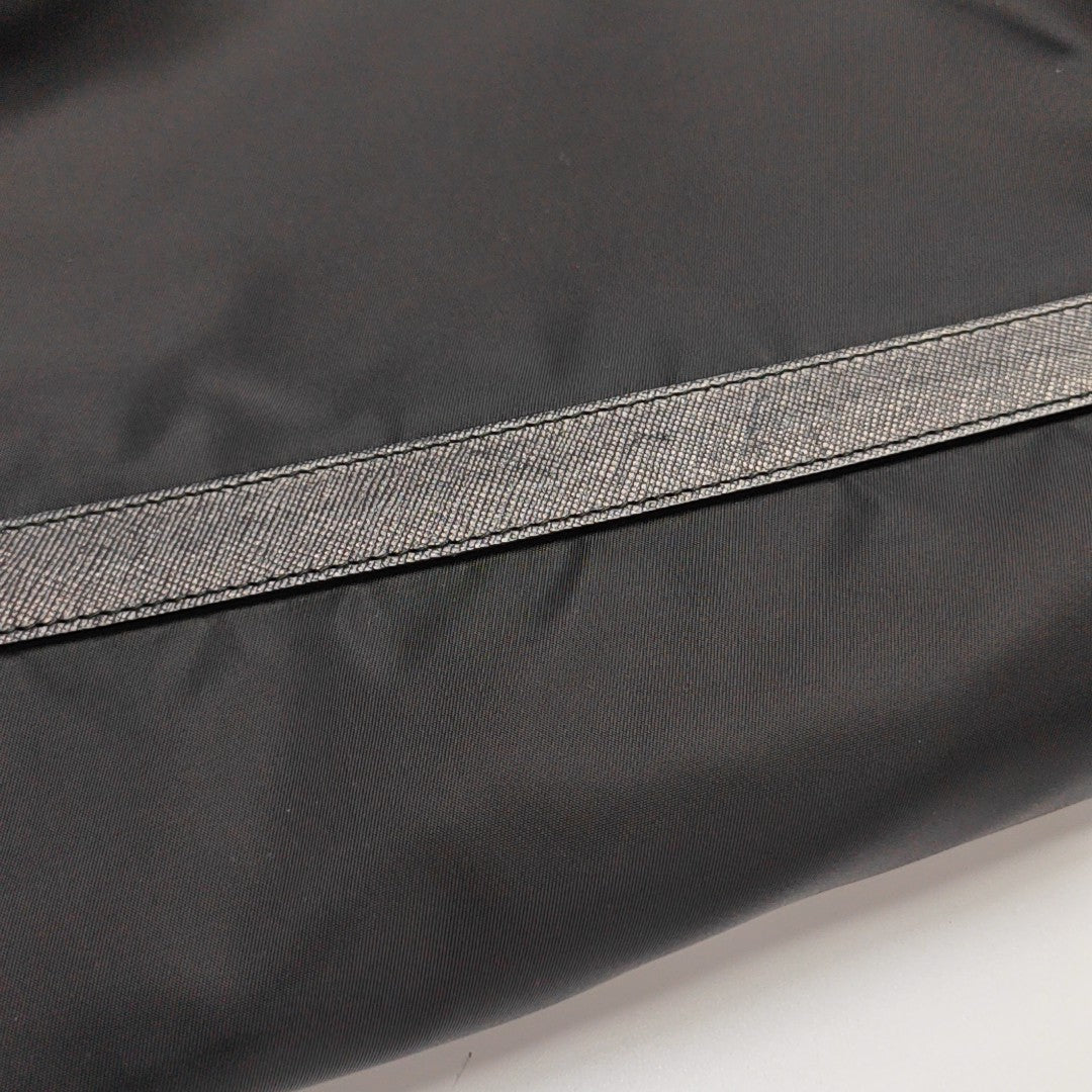 Vela Messenger Bag Nylon Black