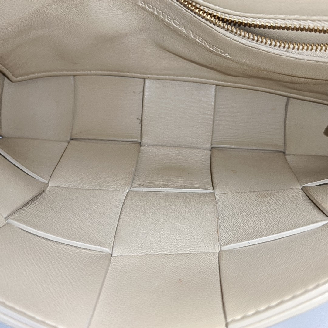Cassette Medium Calfskin Beige