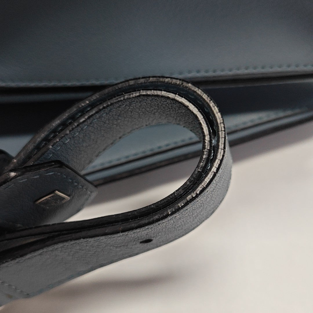 Puzzle Medium Calfskin Blue