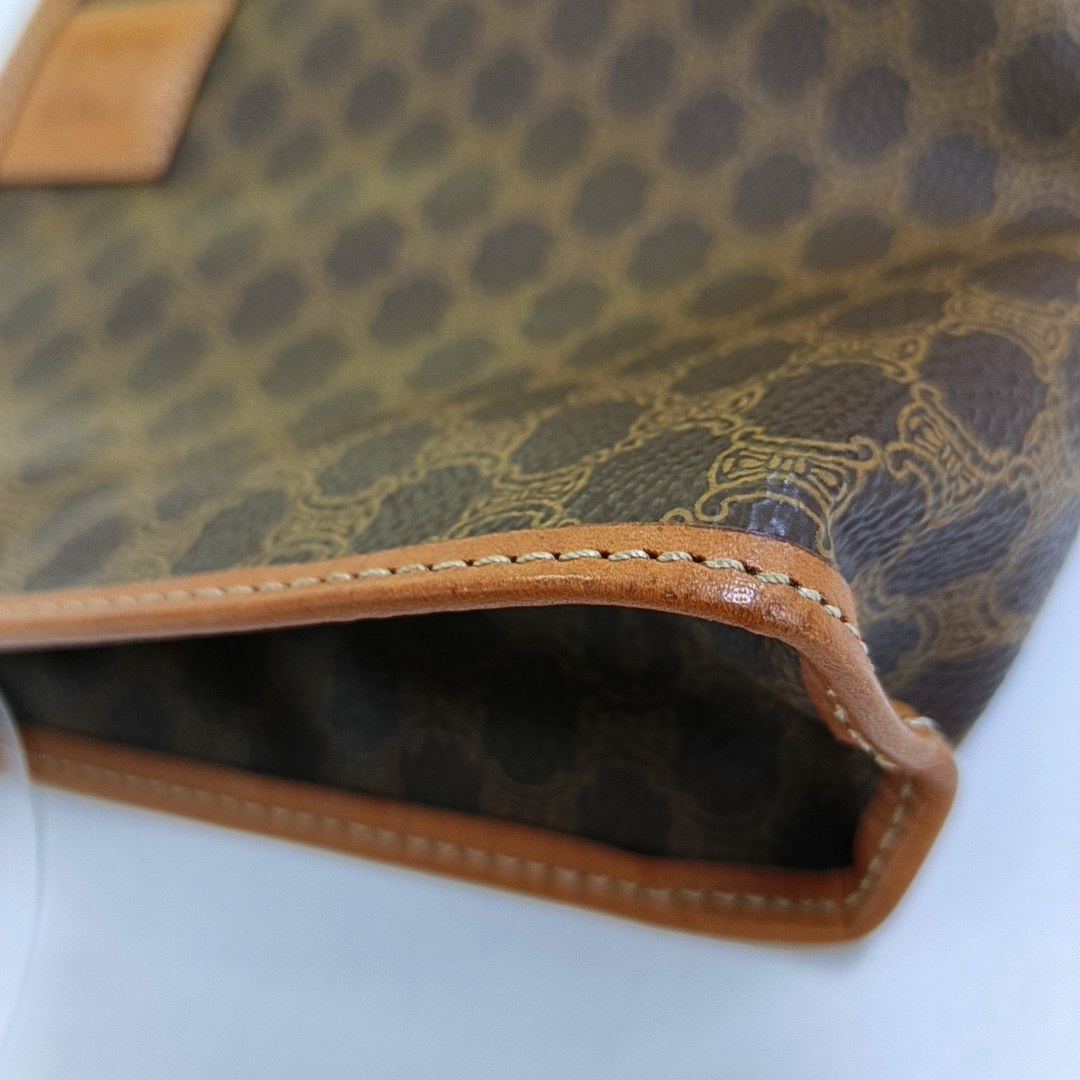 Coated Canvas Brown