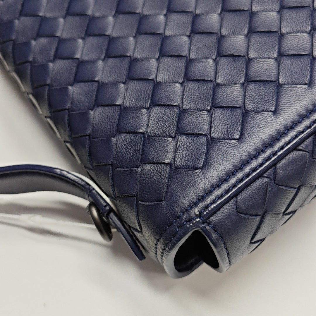 Alumna Calfskin Blue