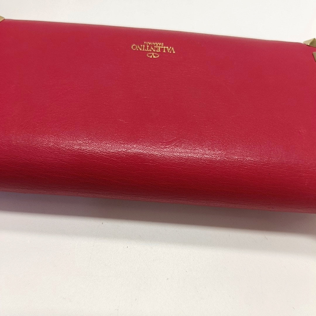 Authenticated pre-owned  Rockstud Calfskin Red Wallet - Wallet at Looply