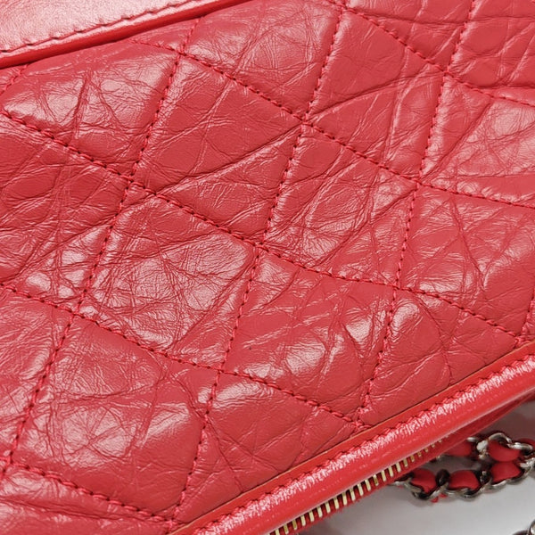 Authenticated pre-owned  GABRIELLE Small Quilted Calfskin Red - Shoulder Bag at Looply