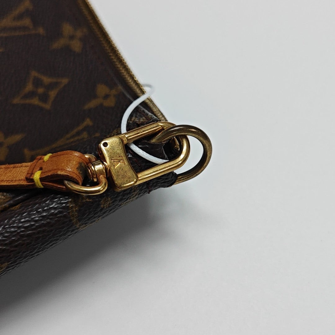 ACCESSOIRES Monogram Coated Canvas Brown