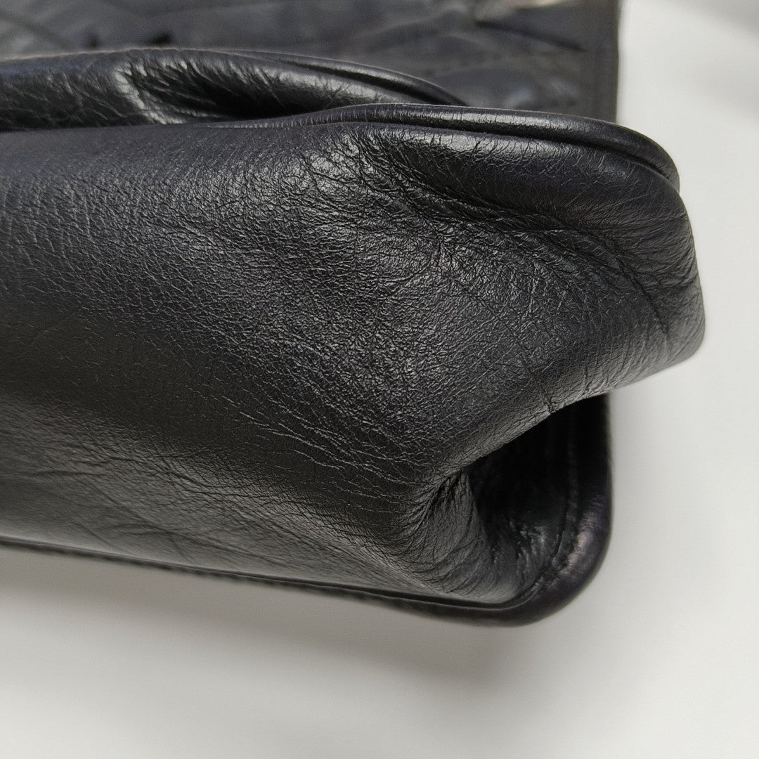 NIKI Medium Chevron Calfskin Black