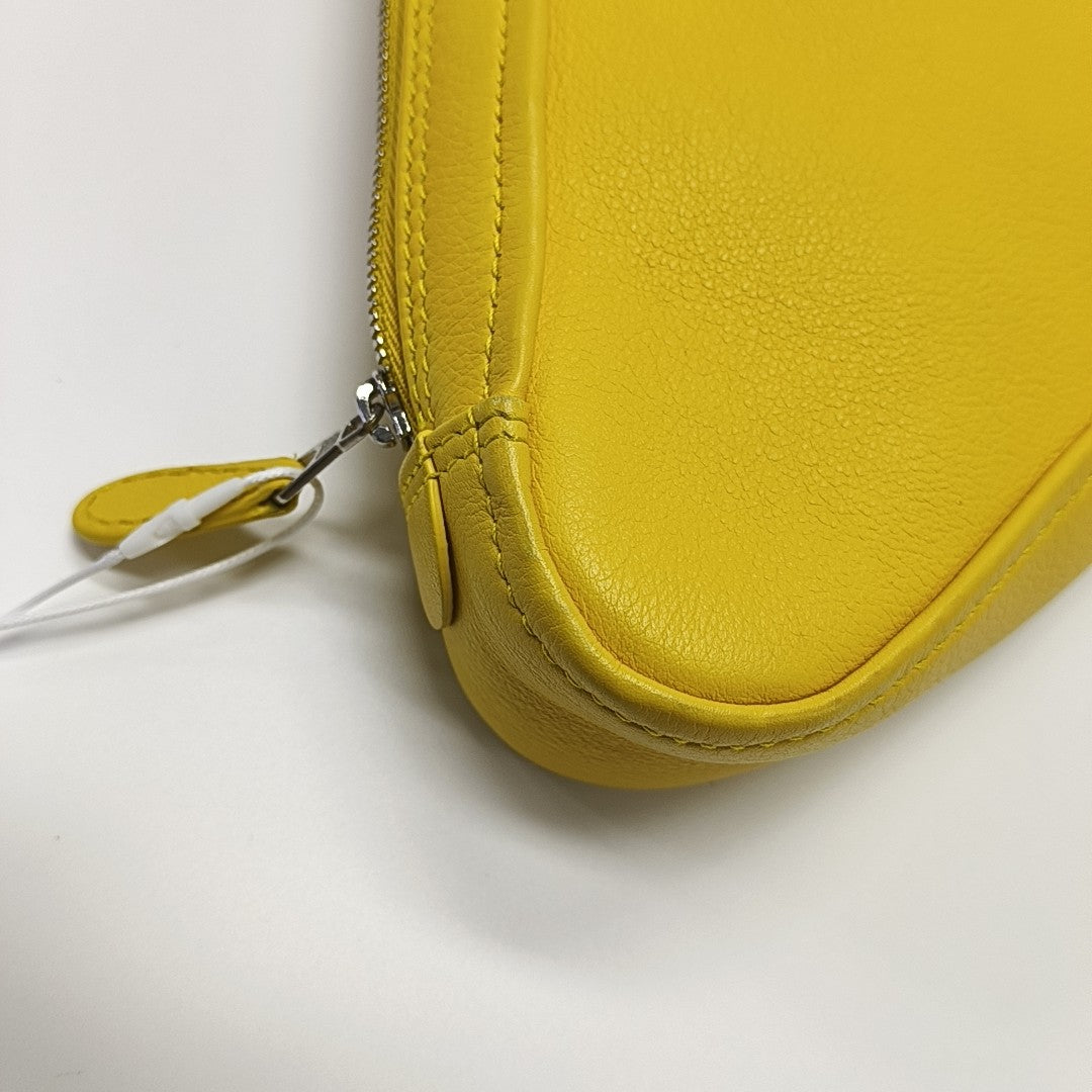 Triangle Calfskin Yellow