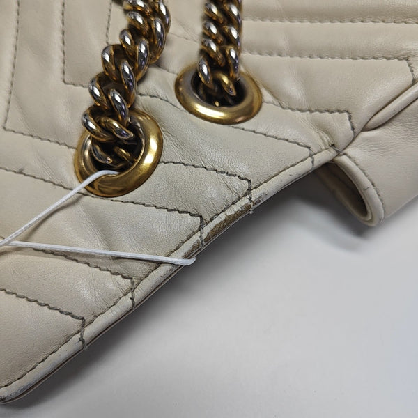 GG Marmont Medium Quilted Calfskin White