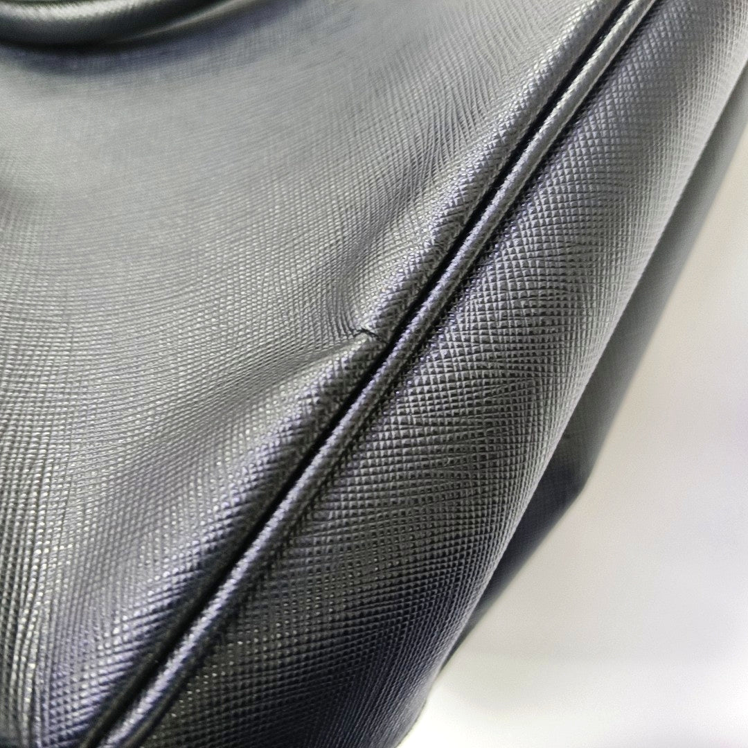 Galleria Extra Large Saffiano Calfskin Black