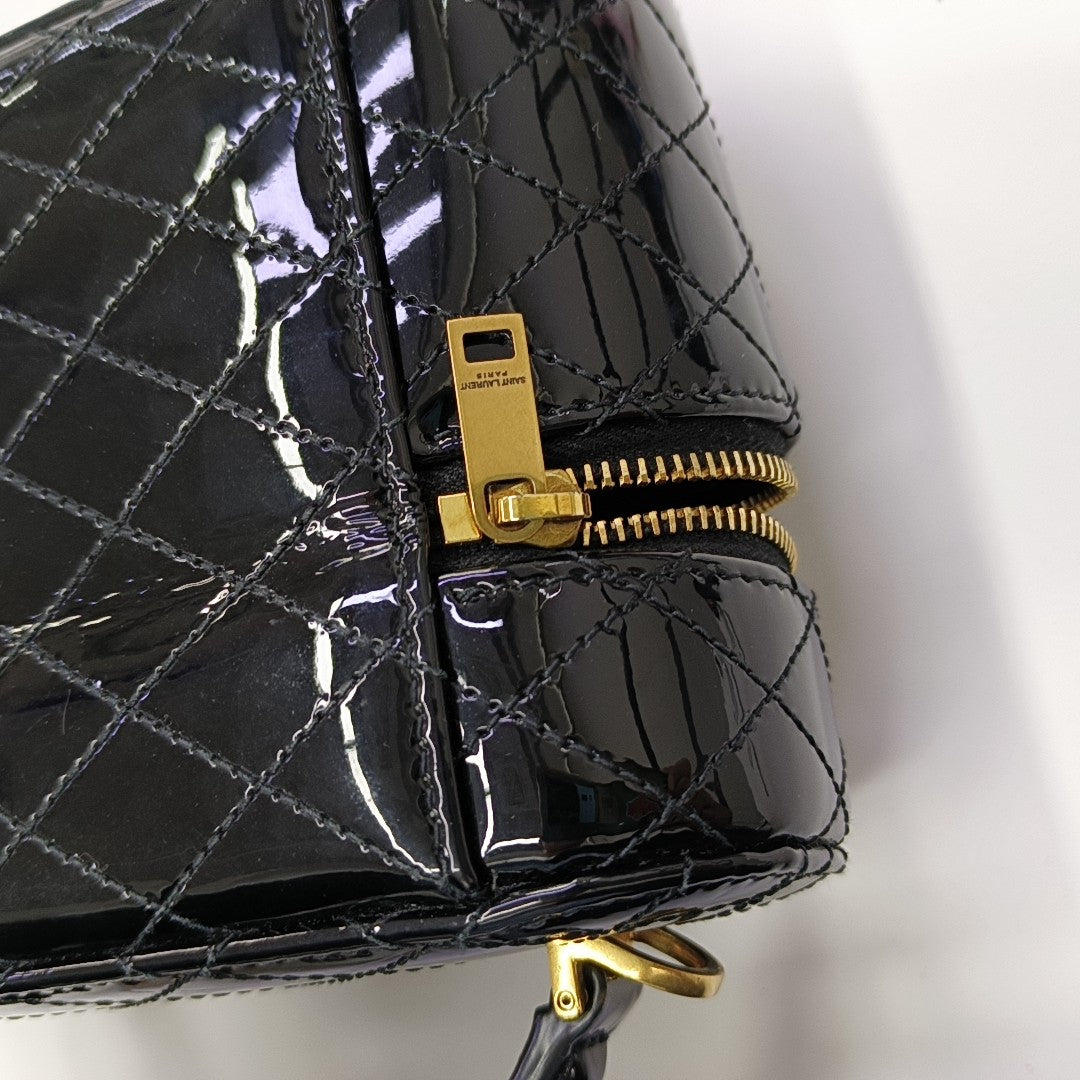 80'S VANITY Quilted Patent Leather Black