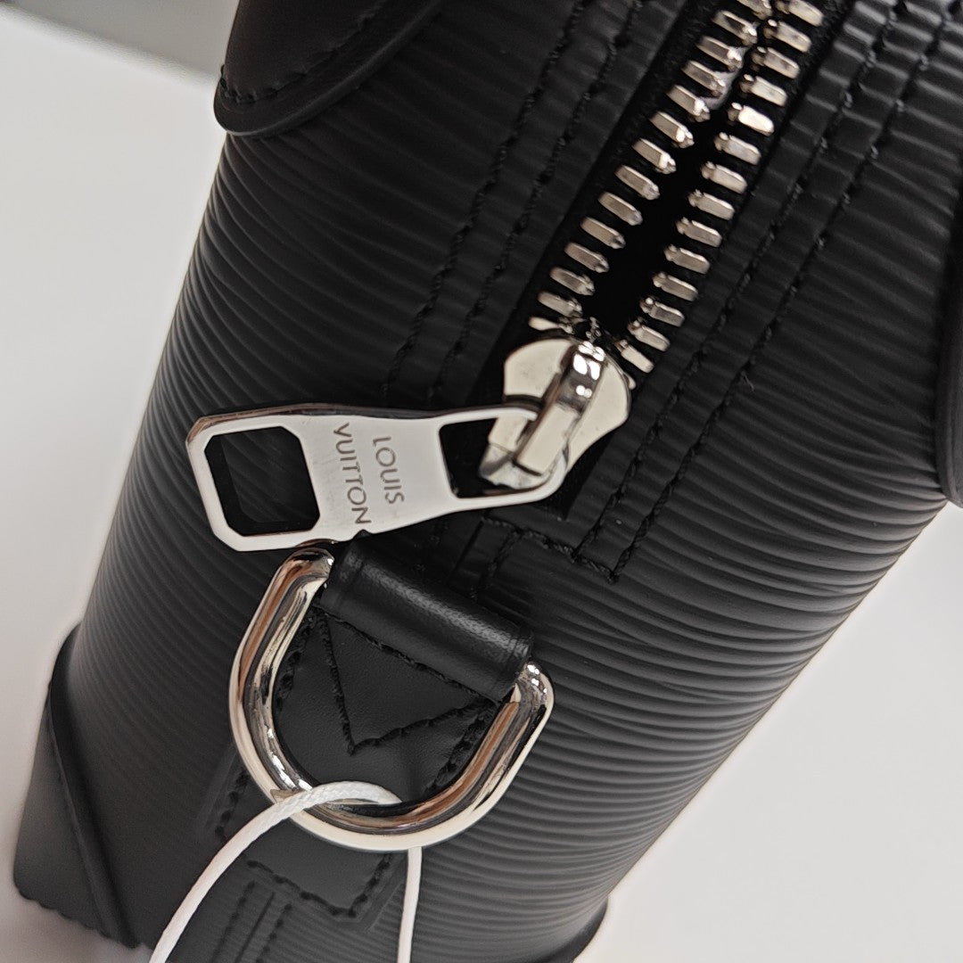 TRUNK Epi Black