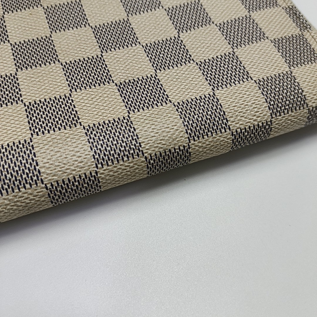 ZIPPY Damier Azur Coated Canvas White Wallet