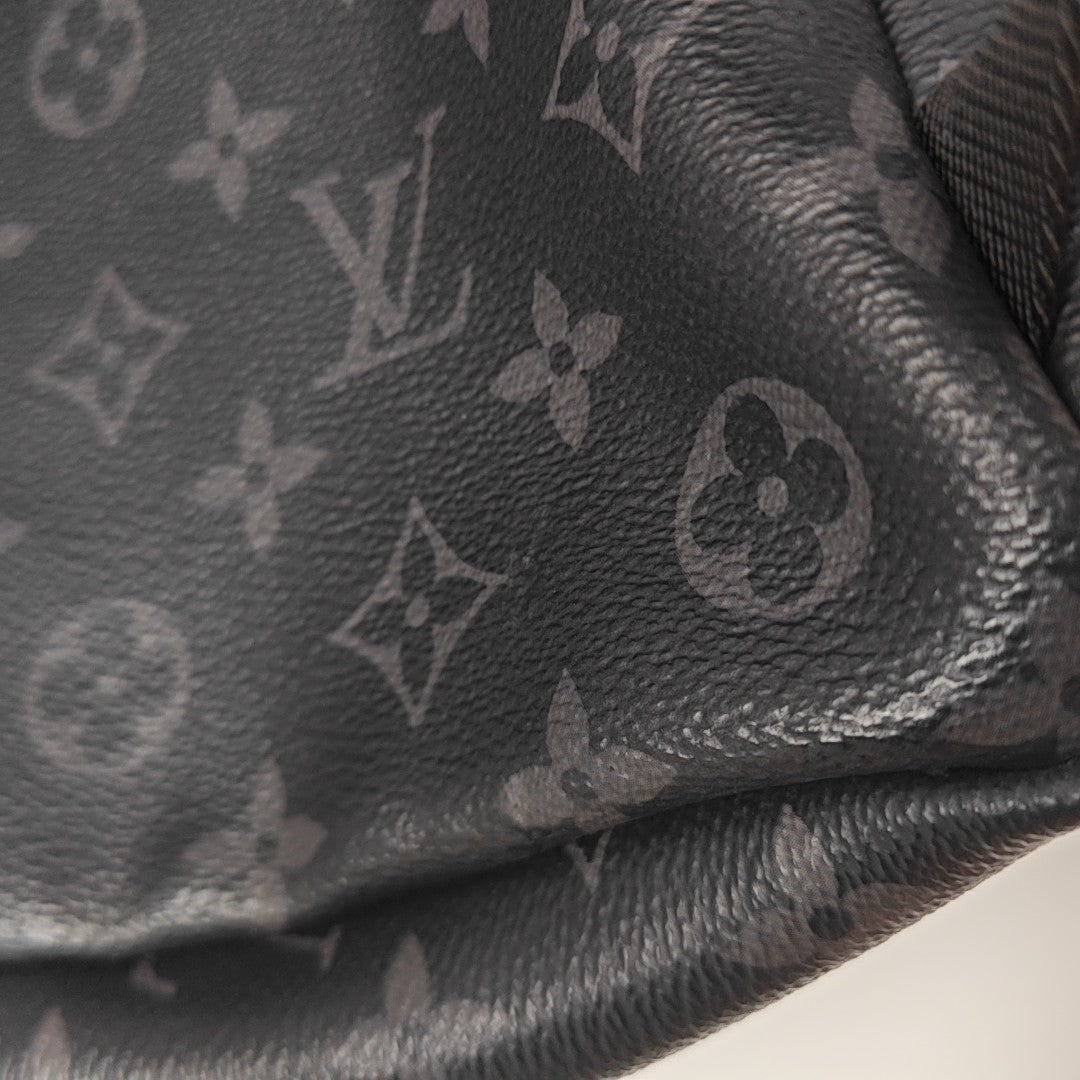 DISCOVERY PM Monogram Coated Canvas Black
