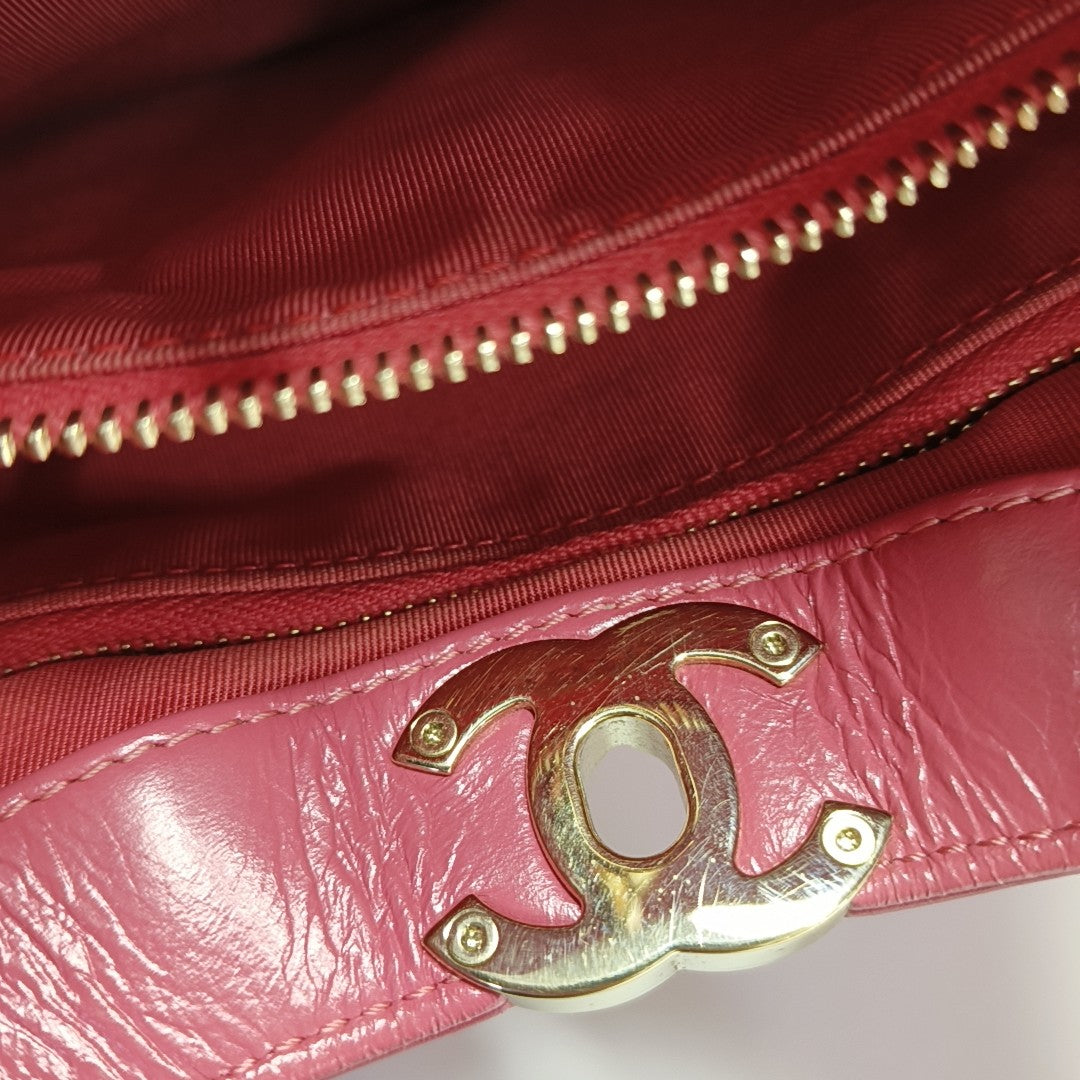 CHANEL 31 Quilted Calfskin Pink