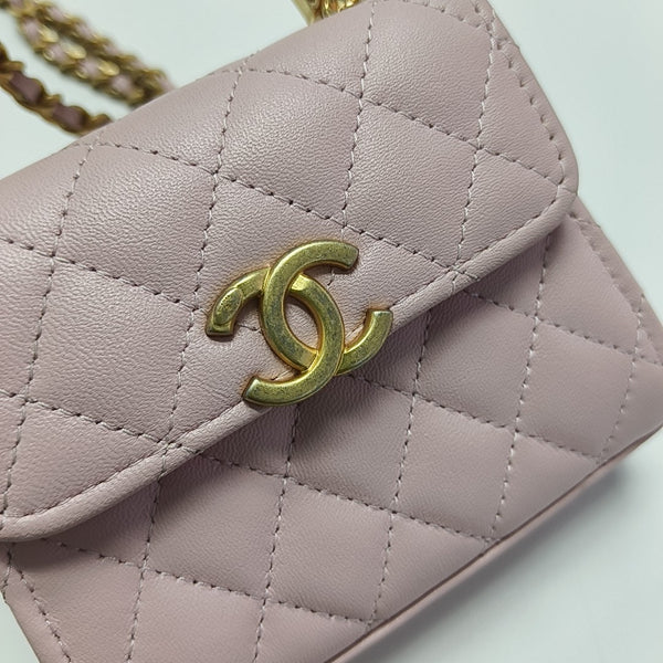 TWO TONE CHAIN HANDLE Quilted Lambskin Pink