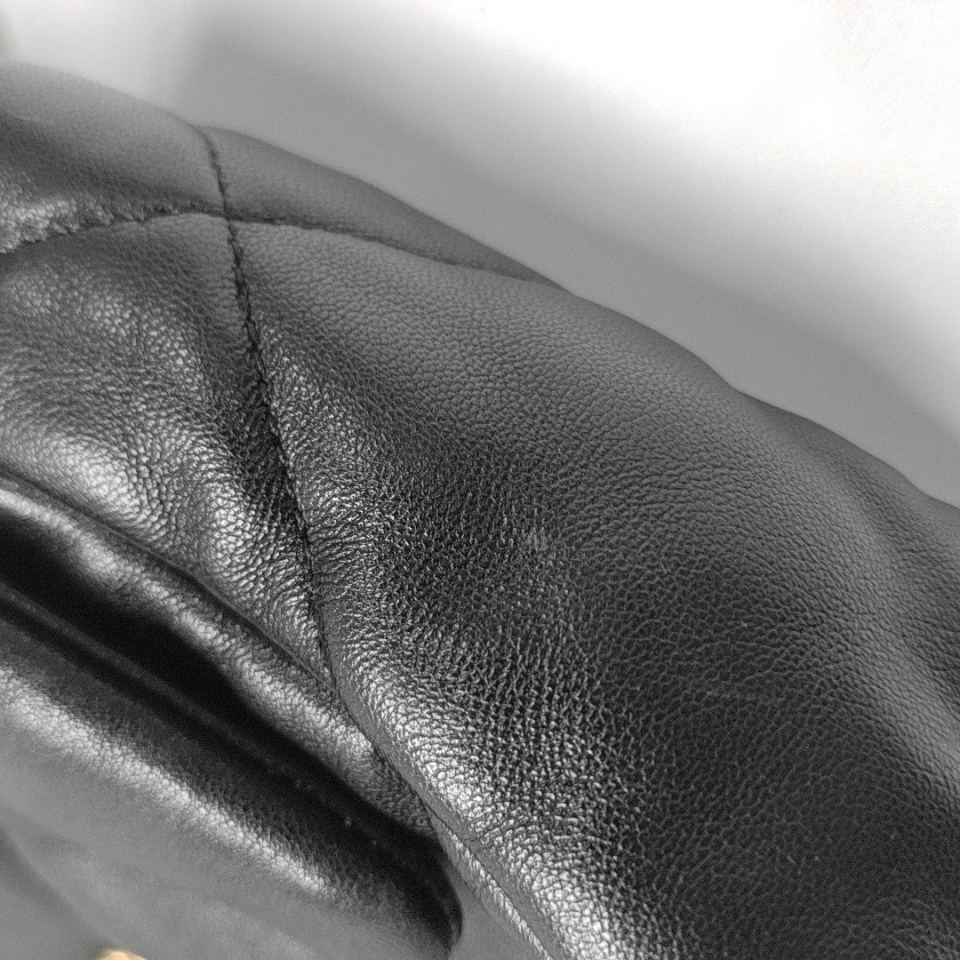 CHANEL 19 Small Quilted Lambskin Black