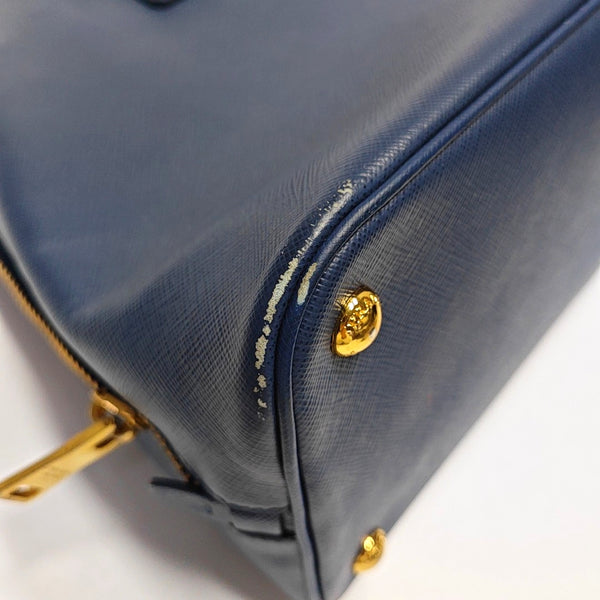 Authenticated pre-owned  Promenade Calfskin Blue - Top Handle Bag at Looply
