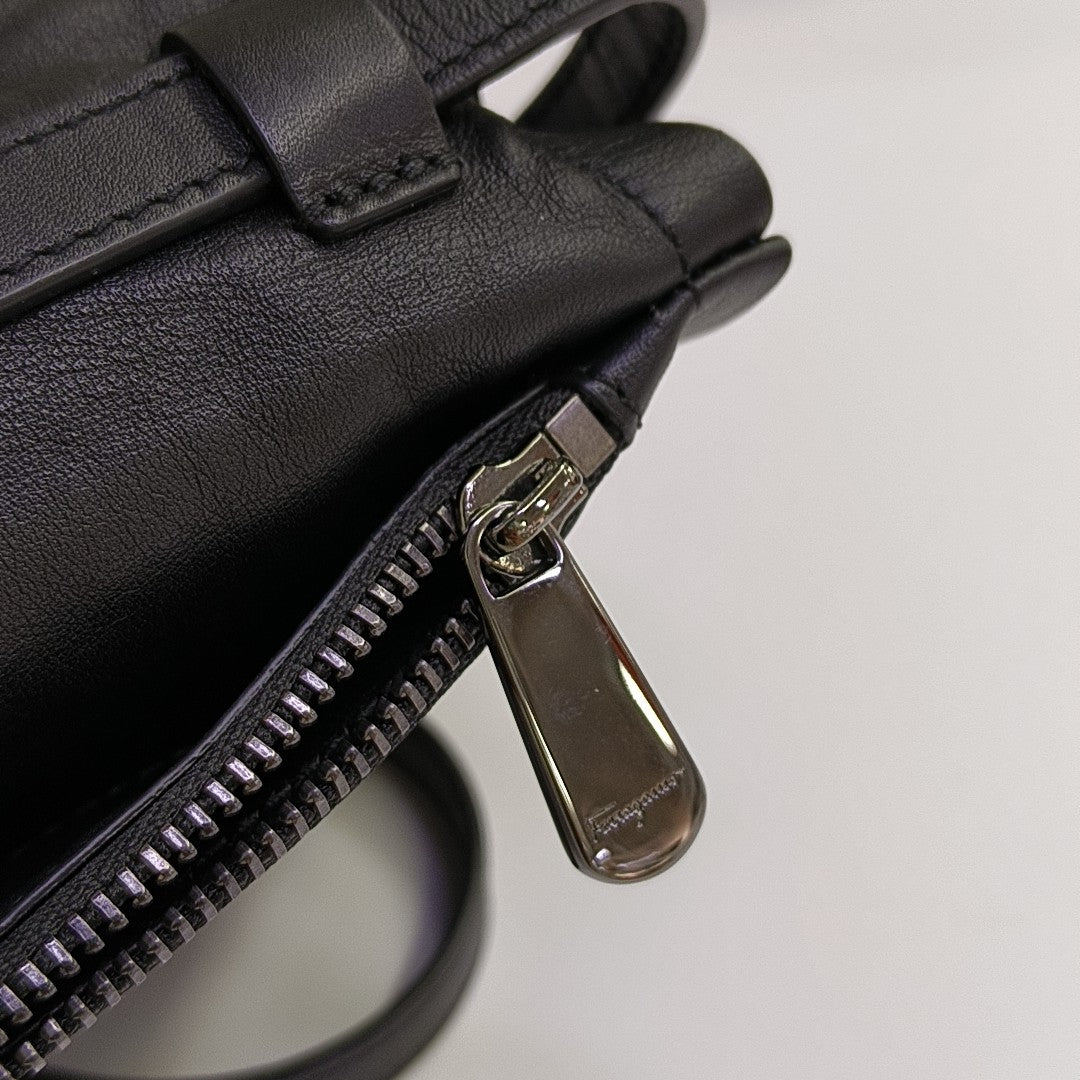 Viva Mini Calfskin Black