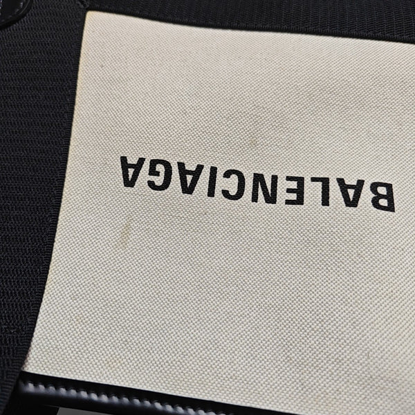 Navy Mini Canvas White