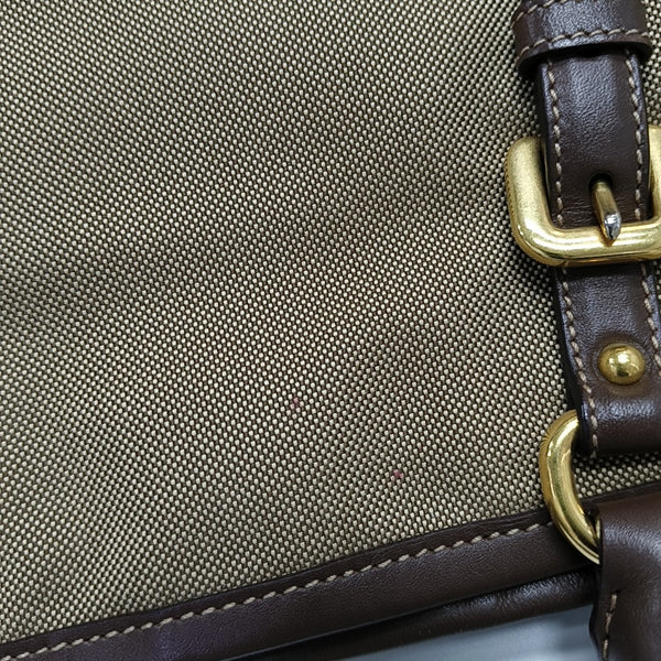 Canvas Brown