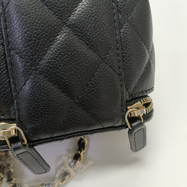 VANITY CASE Mini Quilted Grained Calfskin Black