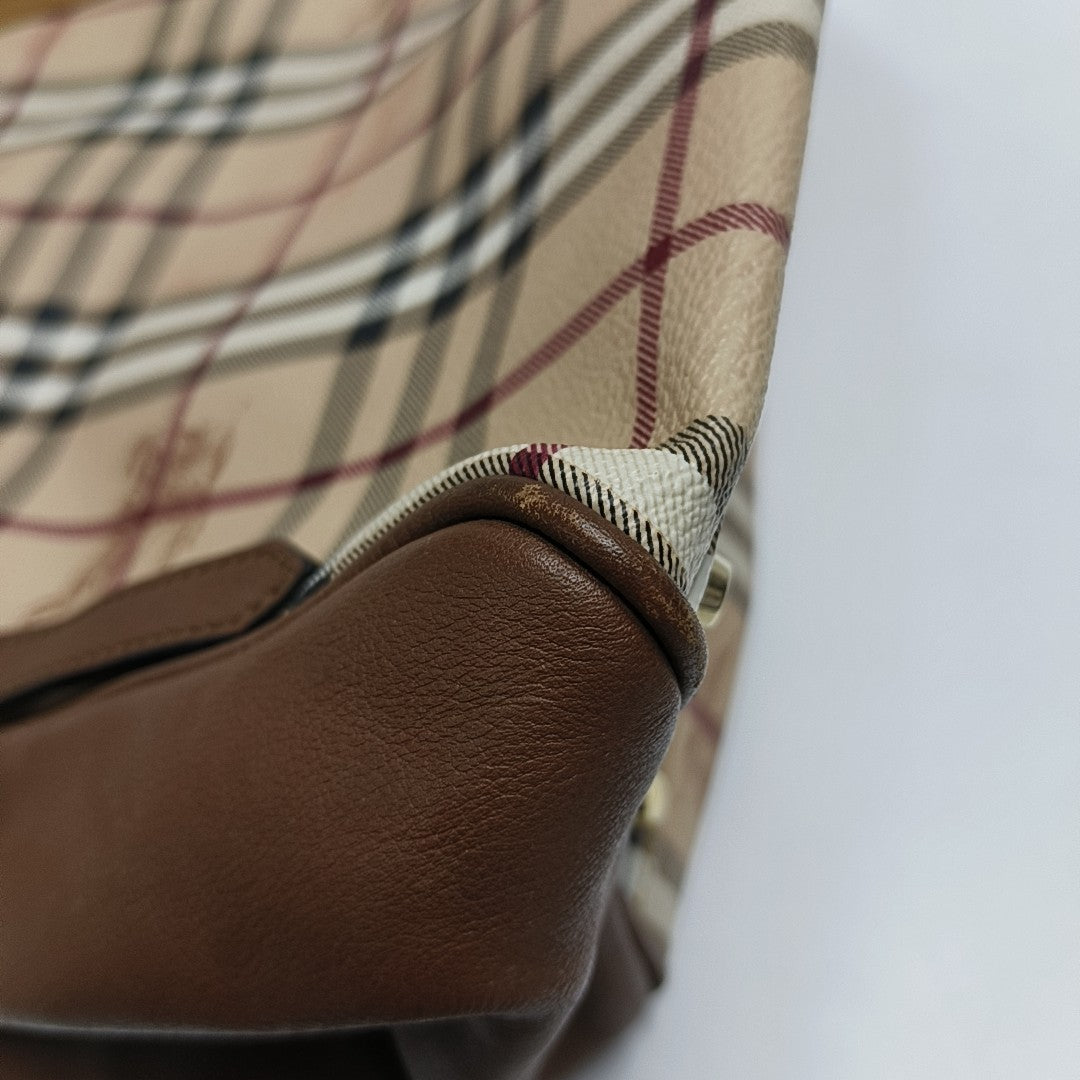 Coated Canvas Beige