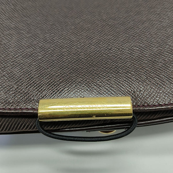 VIKTOR Calfskin Red