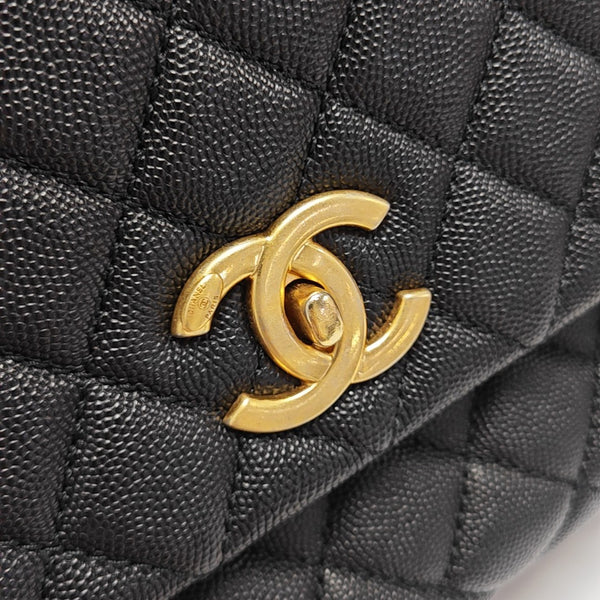 COCO HANDLE Medium Quilted Grained Calfskin Black
