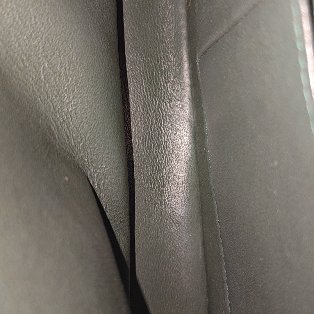CLASSIC FLAP Small Chevron Calfskin Green